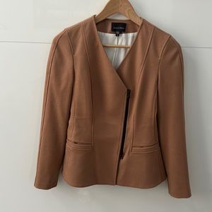 JUDITH & CHARLES - fitted wool blazer in rose taupe - size 4